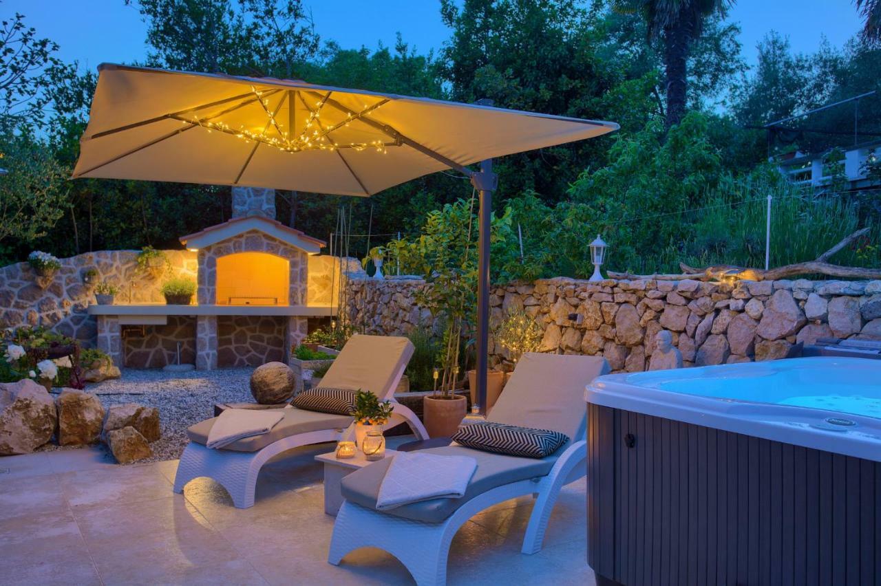 White Cottage Heritage House Cizici Luaran gambar