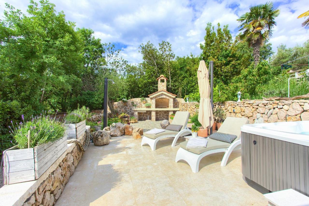 White Cottage Heritage House Cizici Luaran gambar