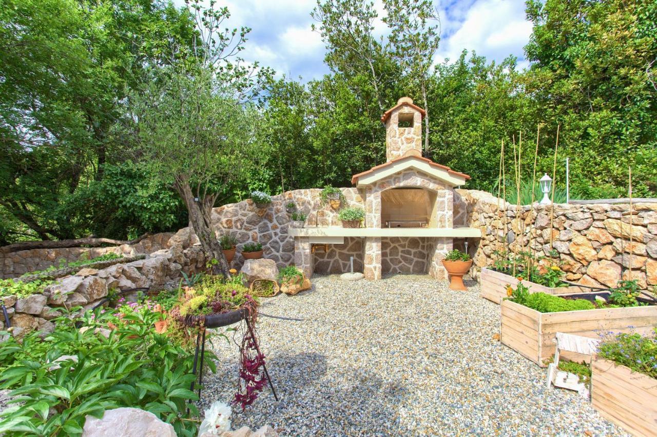 White Cottage Heritage House Cizici Luaran gambar